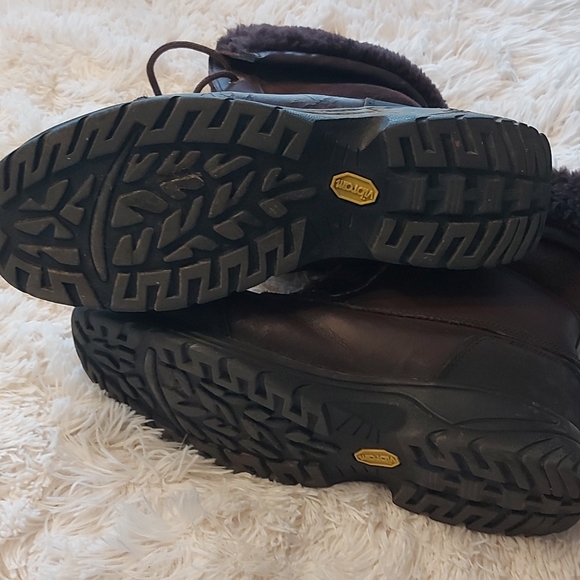 MENS UGG BUTTE WINTER BOOTS - Picture 9 of 9